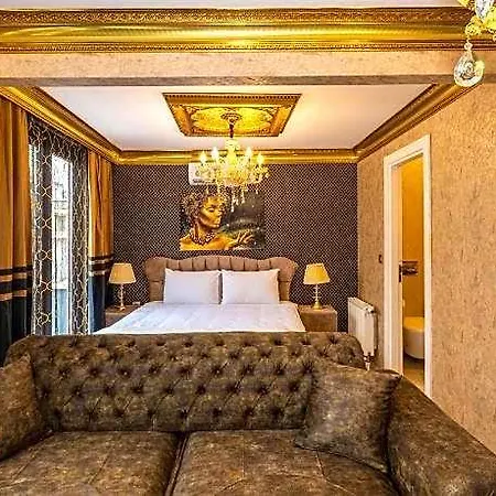 Hotel By Mesut 3*