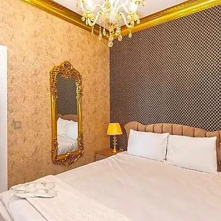 By Mesut Hotel